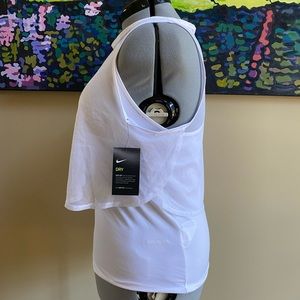 NWT Nike Dry Tennis top - size XL